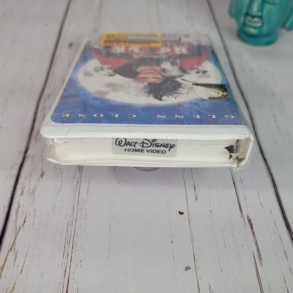 101 Dalmations Factory Sealed VHS - Picture 6 of 8